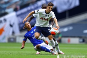 FPX观众热烈欢呼！，德罗巴迎来七赛季出色发挥赛场气氛高涨